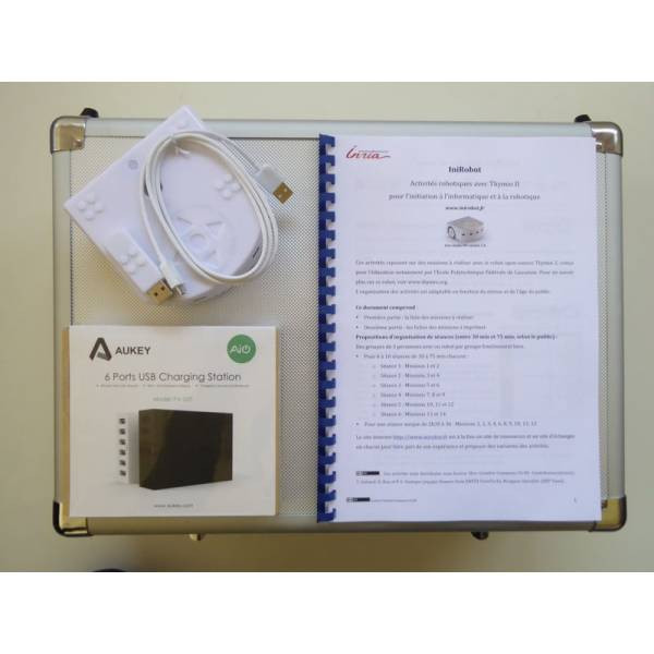 Thymio 2 | Education Set: 10 Wireless Thymio Roboter (Transportkoffer und Ladestation)